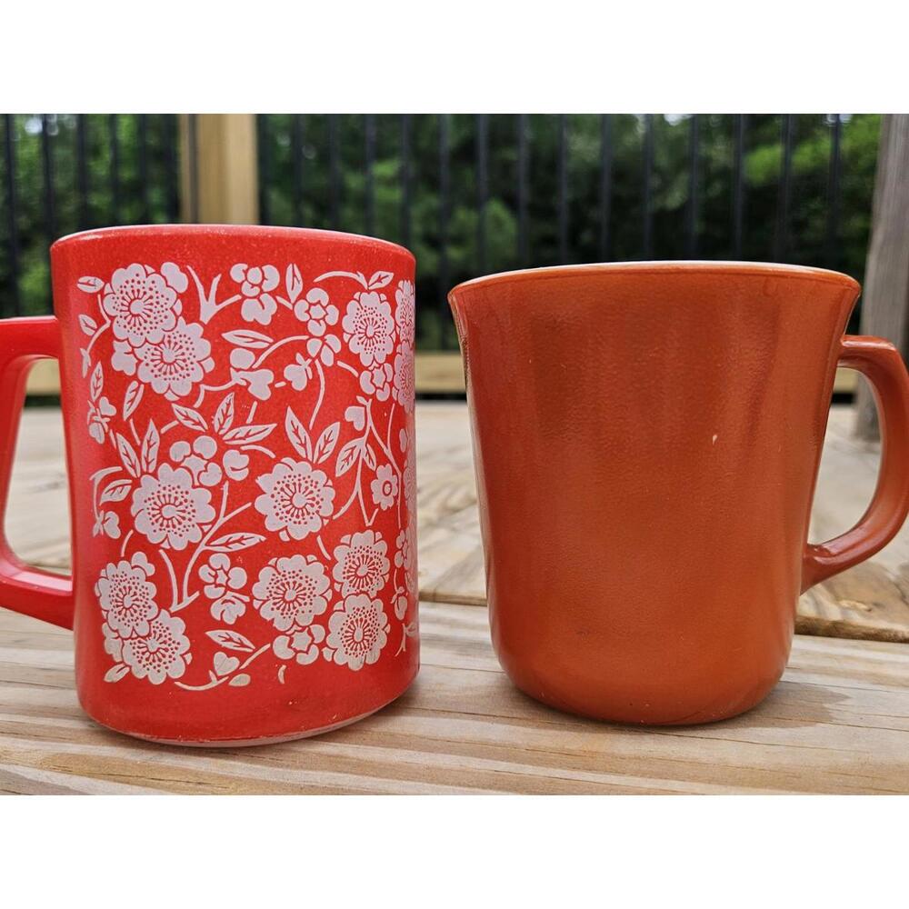 Vintage Charm in Every Sip Corning & Heat Proof Coffee Cup Pair